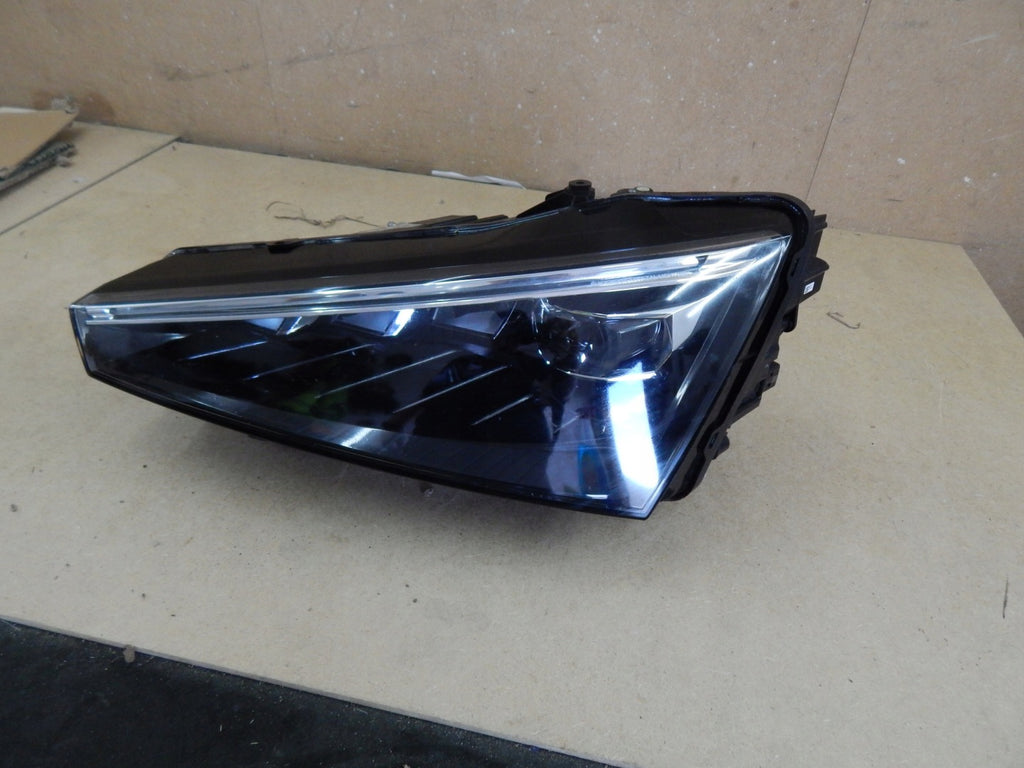 Frontscheinwerfer Skoda Scala 657941015A Links Scheinwerfer Headlight SCH7766552291he