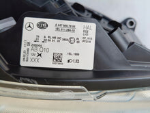 Laden Sie das Bild in den Galerie-Viewer, Frontscheinwerfer Mercedes-Benz Vito W447 A4479067800 Rechts Headlight