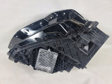 Laden Sie das Bild in den Galerie-Viewer, Frontscheinwerfer Audi Q3 83A941011 Full LED Links Scheinwerfer Headlight