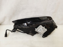 Laden Sie das Bild in den Galerie-Viewer, Frontscheinwerfer Skoda Scala I 655941016A 655941015A LED Links Headlight SCH1130634673jo