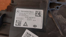 Load image into Gallery viewer, Frontscheinwerfer Mercedes-Benz W247 A2479065703 A2479065803 LED Ein Satz