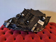 Laden Sie das Bild in den Galerie-Viewer, Frontscheinwerfer BMW 5 G31 G30 10393060008 EBG917Z8492836 Rechts Headlight SCH2170467401so