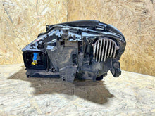 Laden Sie das Bild in den Galerie-Viewer, Frontscheinwerfer Mercedes-Benz Gle W166 A1669061603 Rechts Headlight