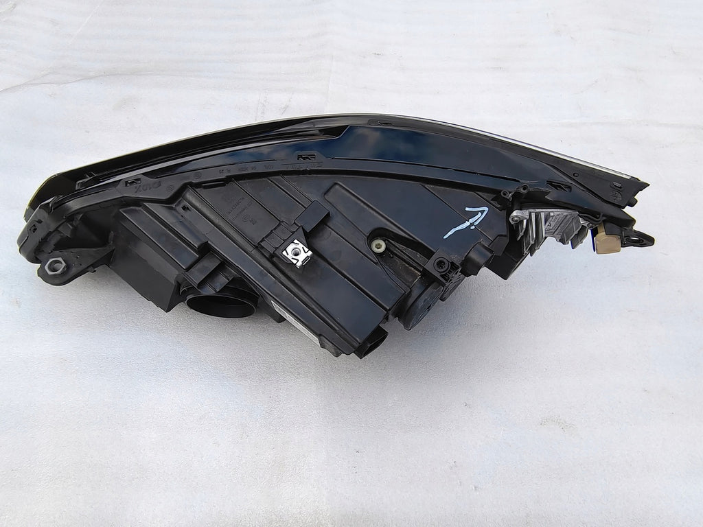 Frontscheinwerfer VW Golf VIII 5H1941006B Rechts Scheinwerfer Headlight SCH9187127250dy