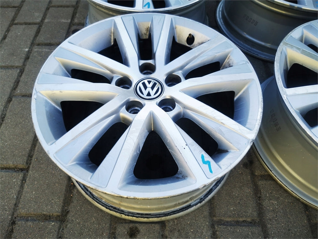 1x Alufelge 15 Zoll 6.0" 5x112 40ET 6R0601025BE, 6R0601025BD VW Polo 6r