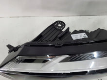 Laden Sie das Bild in den Galerie-Viewer, Frontscheinwerfer Dacia Sandero III 20-260602561R LED Rechts oder Links