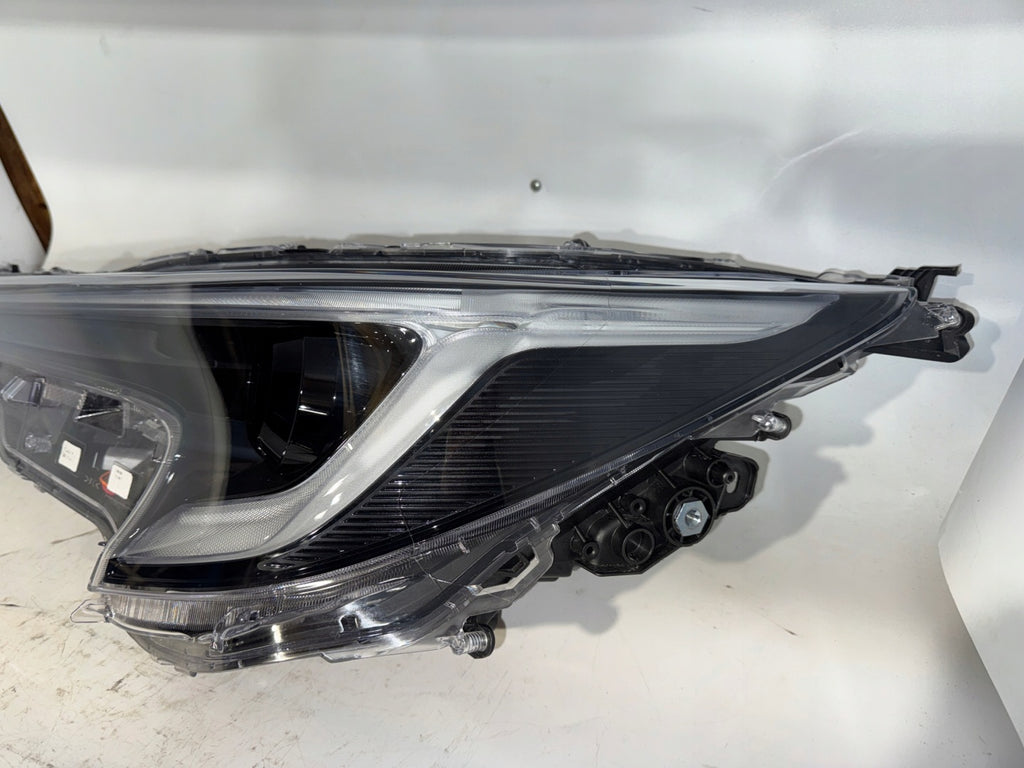 Frontscheinwerfer Toyota Corolla 81150-02X10 Full LED Links Headlight SCH7088611563kn