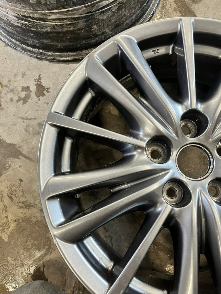 1x Alufelge 17 Zoll 7.0" 5x114.3 45ET Glanz Silber 9965A17070 Mazda I Rim Wheel FEL7849902436bq