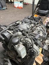 Load image into Gallery viewer, Motor Mercedes-Benz W221 W212 W164 273961 5.5 388PS 285kW Benzin Engine Komplett