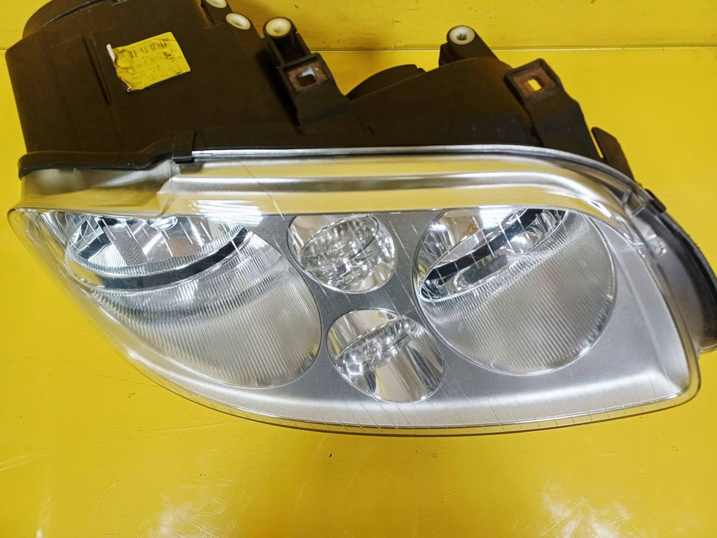 Frontscheinwerfer VW Touran DRC99259 0301205202 Rechts Scheinwerfer Headlight SCH8999744036kj