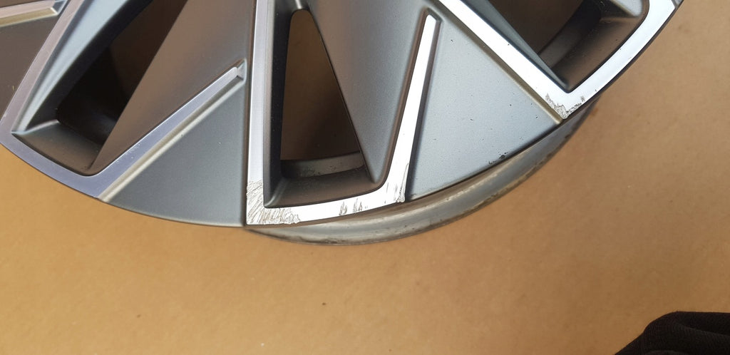 1x Alufelge 17 Zoll 6.5" 5x100 40ET 658601025A Skoda Rim Wheel