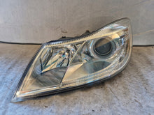 Laden Sie das Bild in den Galerie-Viewer, Frontscheinwerfer Skoda Octavia I 1Z1941015F Links Scheinwerfer Headlight SCH4302241166qt