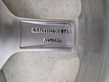 Laden Sie das Bild in den Galerie-Viewer, 1x Alufelge 17 Zoll 6.5" 5x112 44ET Glanz Silber A1774011200 Mercedes-Benz FEL6448870279nf