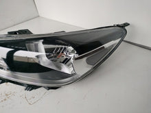 Load image into Gallery viewer, Frontscheinwerfer Kia Rio IV 92101-H8 LED Links Scheinwerfer Headlight