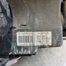 Load image into Gallery viewer, Frontscheinwerfer Kia Sportage 921023U310 Rechts Scheinwerfer Headlight SCH1657597092mr