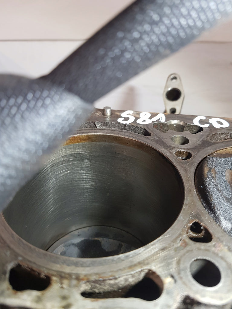 Motorblock Audi Seat Skoda VW CDH DÓŁ A 1.8 TFSI 06H103021L Benzin Unkomplett