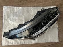Laden Sie das Bild in den Galerie-Viewer, Frontscheinwerfer Honda Hr-V 33100T7AG51 Full LED Rechts Scheinwerfer Headlight