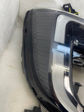 Laden Sie das Bild in den Galerie-Viewer, Frontscheinwerfer Renault Master I 260106174R Rechts Scheinwerfer Headlight SCH4198057806cj