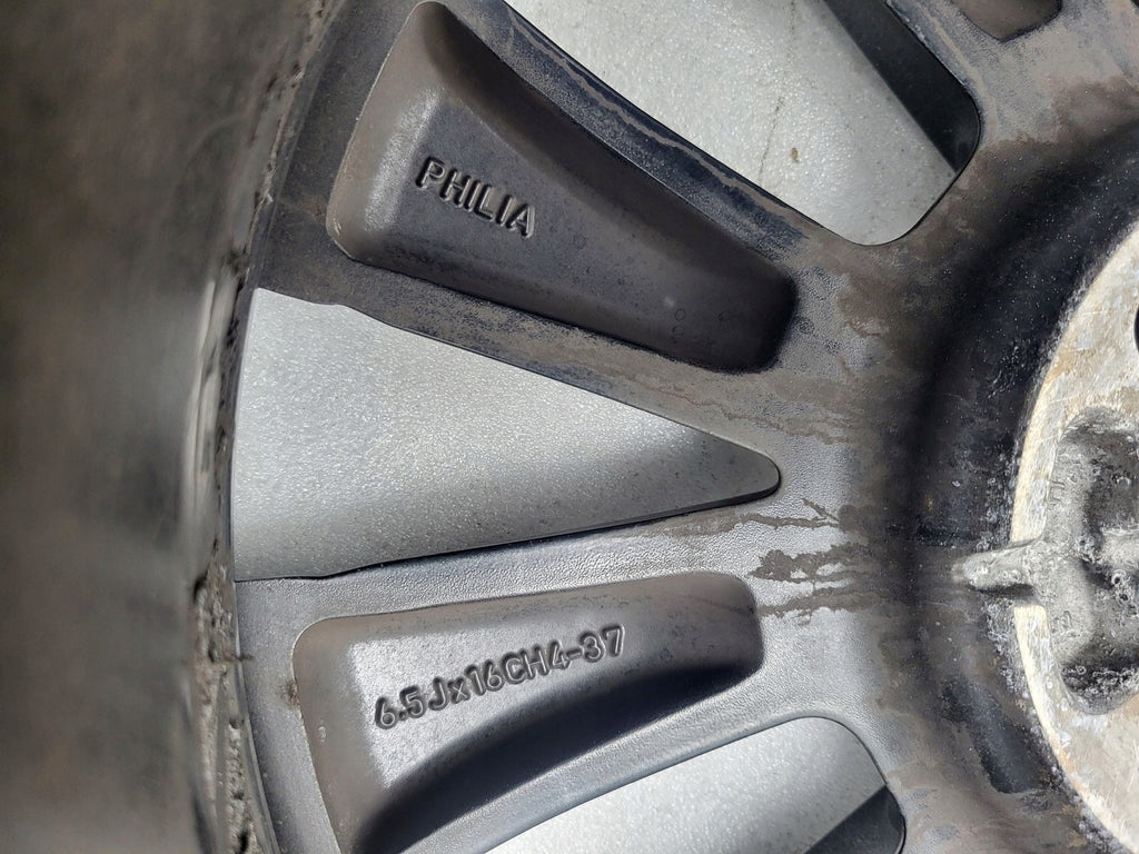 1x Alufelge 16 Zoll 6.5" 4x100 37ET 403000315R Dacia Sandero Clio V Stepway