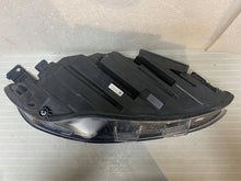 Laden Sie das Bild in den Galerie-Viewer, Frontscheinwerfer Ford Focus JX7B-13E015-CE Full LED Links Headlight SCH3185426088dt