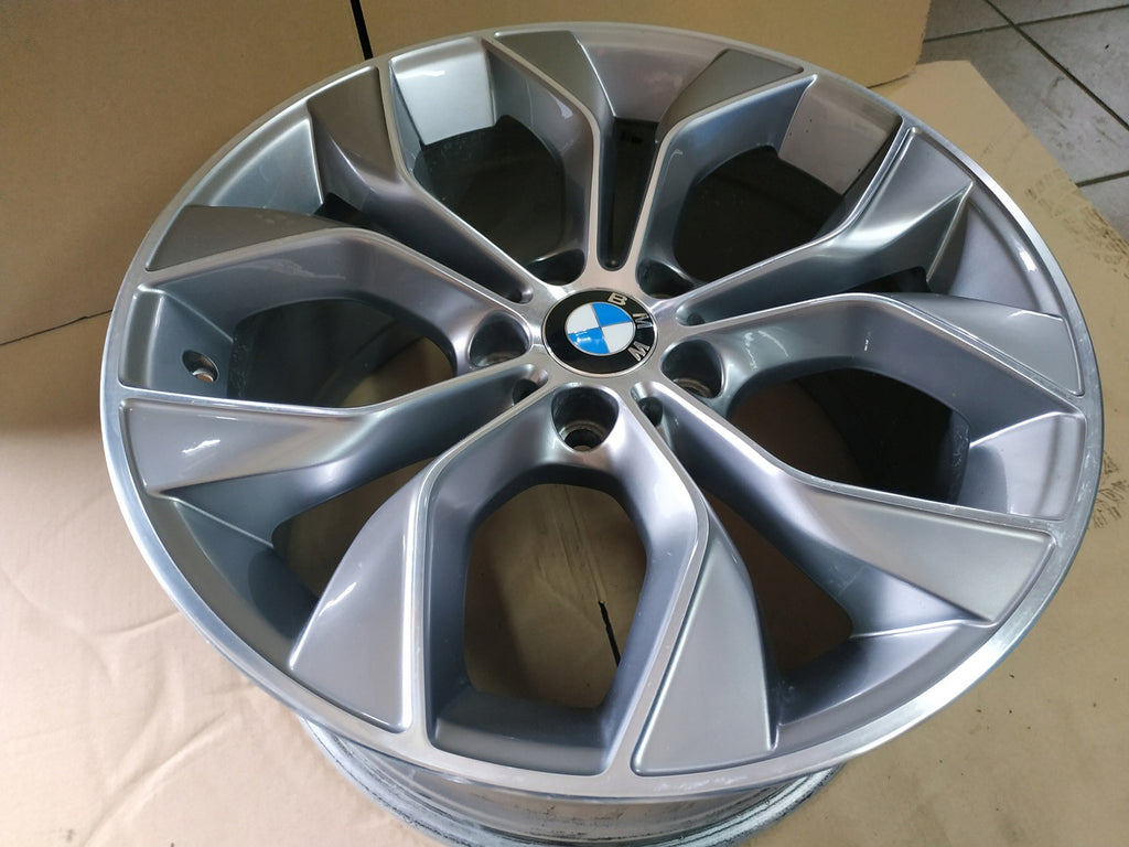 1x Alufelge 19 Zoll 9.5" 5x120 48ET 6862891 BMW X3 F25 Rim Wheel
