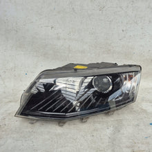 Laden Sie das Bild in den Galerie-Viewer, Frontscheinwerfer Skoda Octavia III 5E1941015B Xenon Rechts oder Links SCH7131428514fc