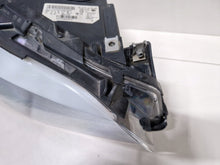 Laden Sie das Bild in den Galerie-Viewer, Frontscheinwerfer BMW 5 F11 F10 7203246 7237647 Xenon Rechts Headlight SCH5059303696tl