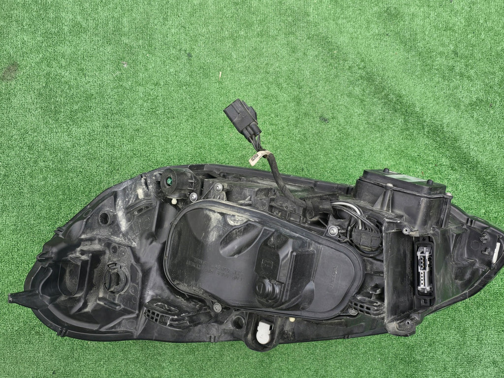 Frontscheinwerfer Volvo Xc60 31698809 Bi-Xenon Rechts Scheinwerfer Headlight SCH8326103619uc