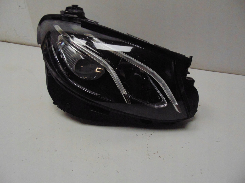 Frontscheinwerfer Mercedes-Benz W213 W176 A1768201261 Xenon Rechts Headlight SCH4288880246uv