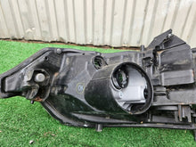 Laden Sie das Bild in den Galerie-Viewer, Frontscheinwerfer Honda Insight 100-22875 Ein Satz Scheinwerfer Headlight