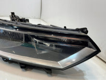 Laden Sie das Bild in den Galerie-Viewer, Frontscheinwerfer VW Passat B8 3G2941006B 888131761FG Rechts Headlight