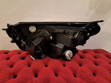 Laden Sie das Bild in den Galerie-Viewer, Frontscheinwerfer Toyota W3049 Rechts Scheinwerfer Headlight SCH9139151340qz