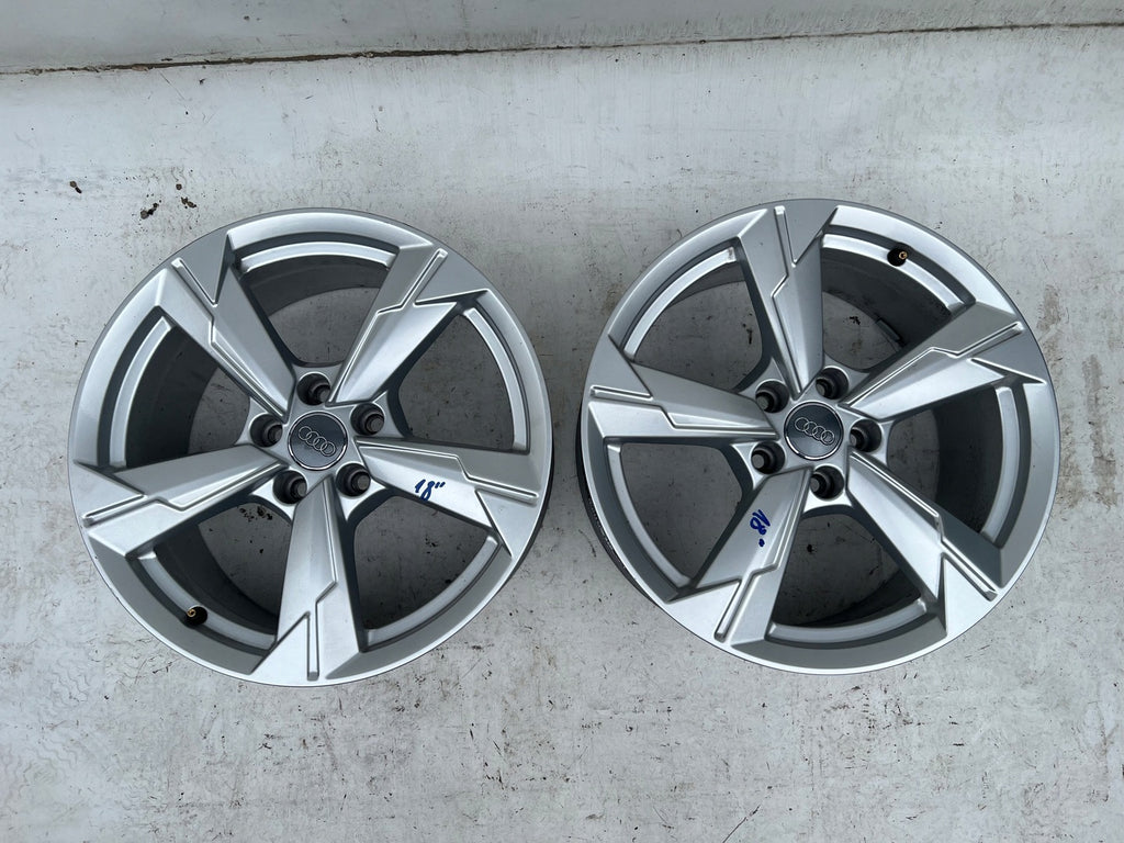 1x Alufelge 18 Zoll 8.0" 5x112 39ET Glanz Silber 4K0601025 Audi A5 A4 Rim Wheel