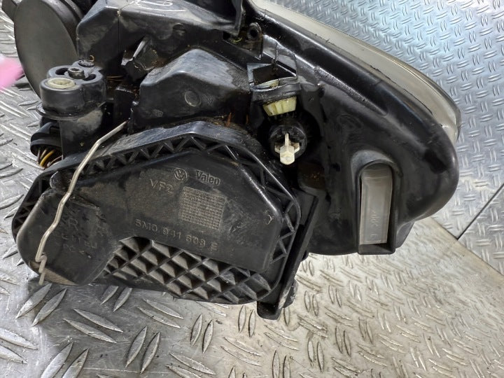 Frontscheinwerfer VW Golf V Plus 5M1941006D Rechts Scheinwerfer Headlight SCH4553600072cj