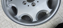 Laden Sie das Bild in den Galerie-Viewer, 1x Alufelge 15 Zoll 7.0&quot; 5x112 A2024010502 Mercedes-Benz Rim Wheel