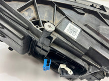 Laden Sie das Bild in den Galerie-Viewer, Frontscheinwerfer Mercedes-Benz Cla A1189067001 Full LED Rechts Headlight SCH4901507463lp