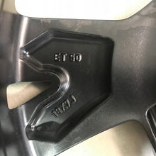 Laden Sie das Bild in den Galerie-Viewer, 1x Alufelge 18 Zoll 7.0&quot; 5x114.3 50ET 1305-3 Toyota X Rim Wheel