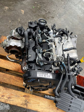 Laden Sie das Bild in den Galerie-Viewer, Motor Audi Seat Skoda VW DFG 2.0 TDI Diesel Engine Unkomplett