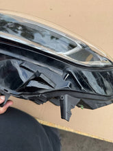 Laden Sie das Bild in den Galerie-Viewer, Frontscheinwerfer Opel Insignia B 39195645 300474909 Links Headlight SCH5213968498zg