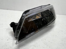 Load image into Gallery viewer, Frontscheinwerfer Skoda Superb 3V1941015A Xenon Links Scheinwerfer Headlight SCH1634355337yv
