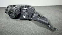 Laden Sie das Bild in den Galerie-Viewer, Frontscheinwerfer Kia Ceed 92101J7500 Full LED Ein Stück (Rechts oder Links)