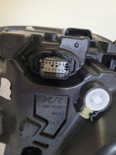 Laden Sie das Bild in den Galerie-Viewer, Frontscheinwerfer Ford Focus NX7B-13E015-OF Full LED Rechts oder Links SCH2237186829mo