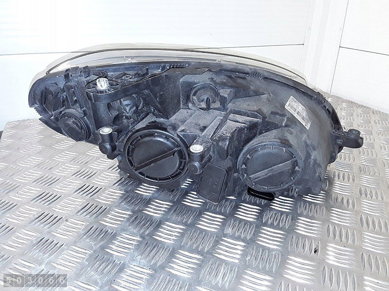 Frontscheinwerfer Mercedes-Benz C Class W204 03060329 Links Headlight SCH5368588821vd
