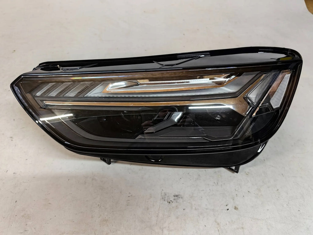 Frontscheinwerfer Audi Q5 80A941035E Links Scheinwerfer Headlight