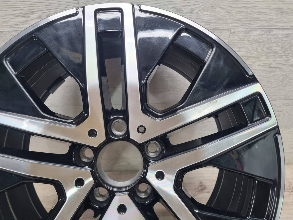 1x Alufelge 18 Zoll 7.5" 5x112 53ET A2474012700 Mercedes-Benz Gla H247 Rim Wheel
