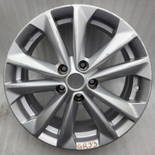 Load image into Gallery viewer, 1x Alufelge 17 Zoll 7.0" 5x114.3 40ET 403004EA1B Nissan X-Trail I Qashqai FEL8461705359if
