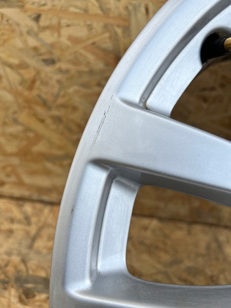 1x Alufelge 17 Zoll 6.0" 5x112 48ET 8V0601025DH Audi A3 Rim Wheel