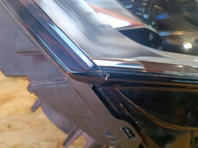 Load image into Gallery viewer, Frontscheinwerfer VW Multivan Caravelle 7L1941036D LED Rechts oder Links SCH2996888558dm