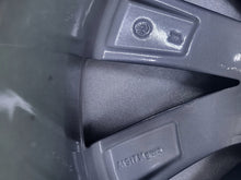 Laden Sie das Bild in den Galerie-Viewer, 1x Alufelge 18 Zoll 7.5&quot; 5x112 51ET 5E0601025AS Skoda Octavia Iii Rim Wheel