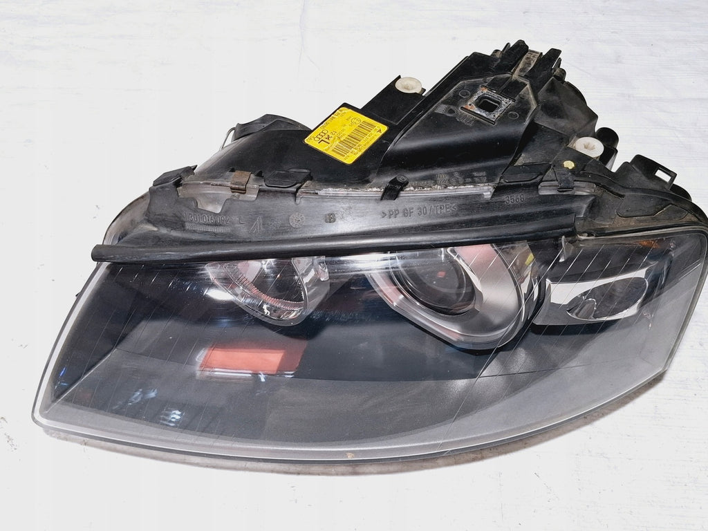 Frontscheinwerfer Audi A3 8P0941003D Xenon Ein Stück (Rechts oder Links)